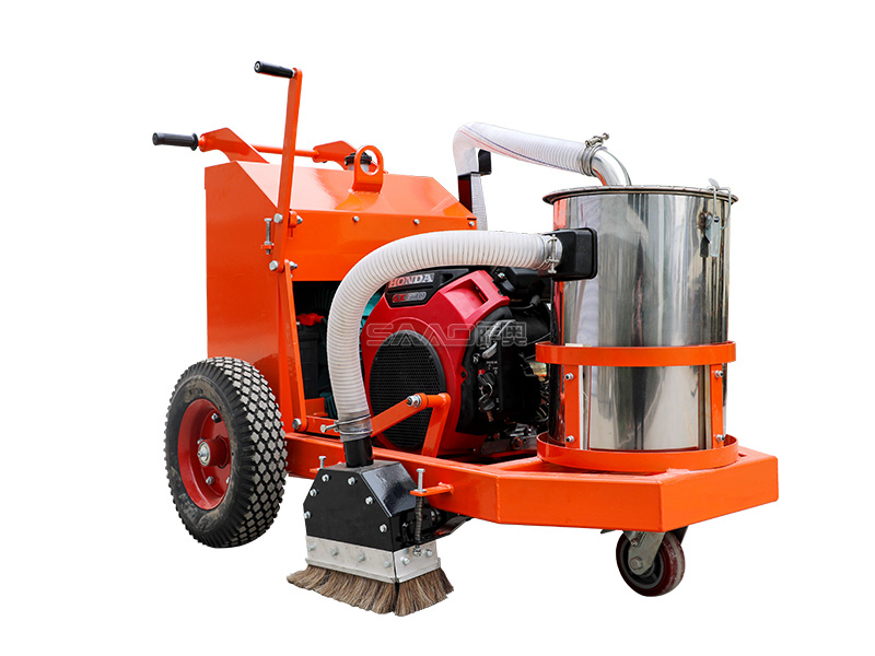 <b>自吸尘式路面开槽机（新款）</b>